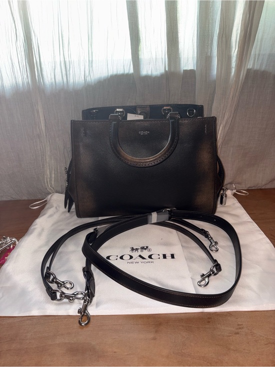 Coach Handbags - Coach loved leather rouge 31 no charms
